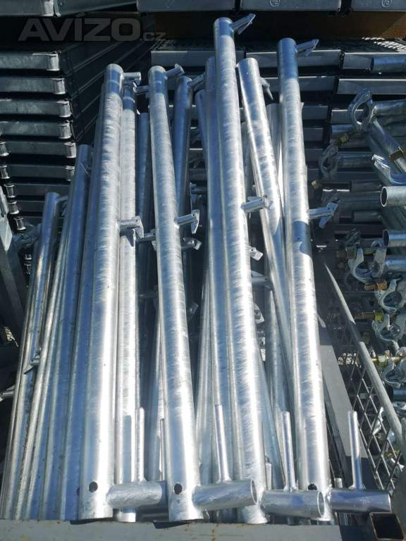 Foto inzerátu Kompletní hliníkové lešení, nové a lehké – 6 x15 = 95 m2 ideální pro fasády