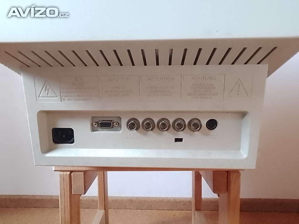 Foto inzerátu EIZO FlexScan F57