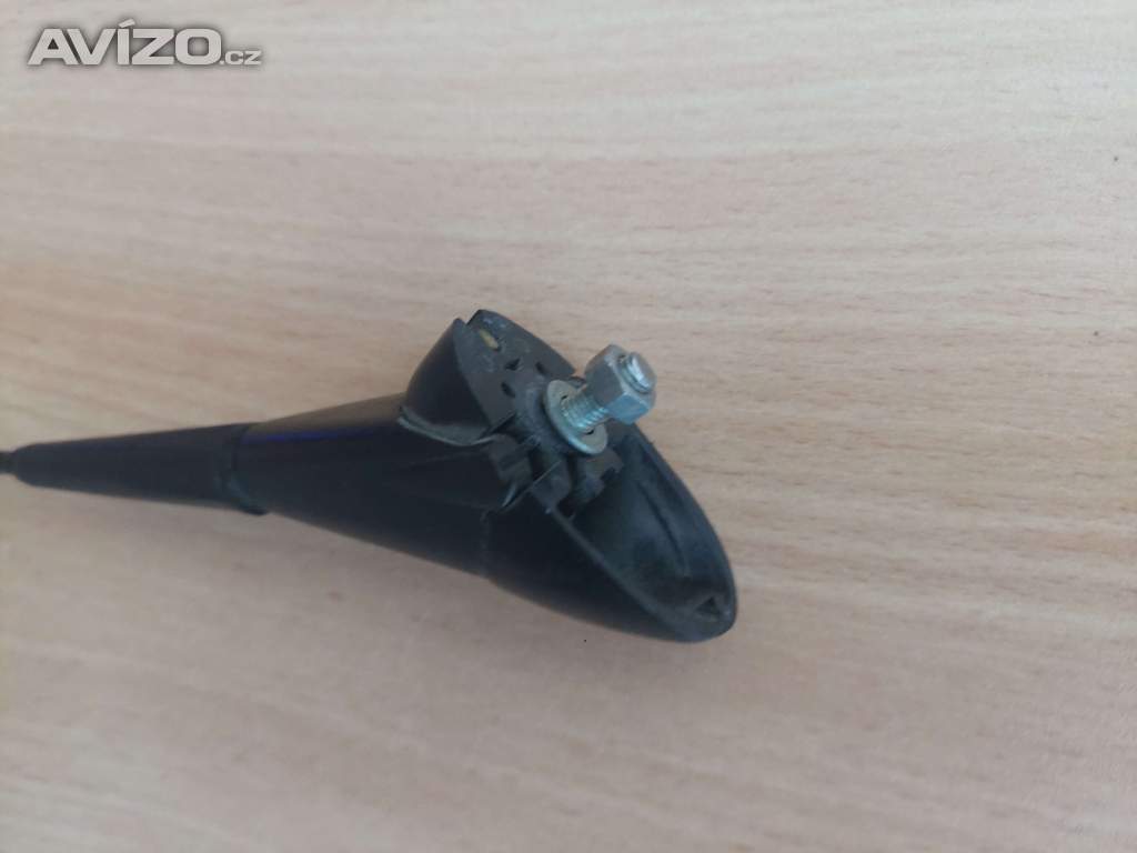 Foto inzerátu Střešní anténa na auto