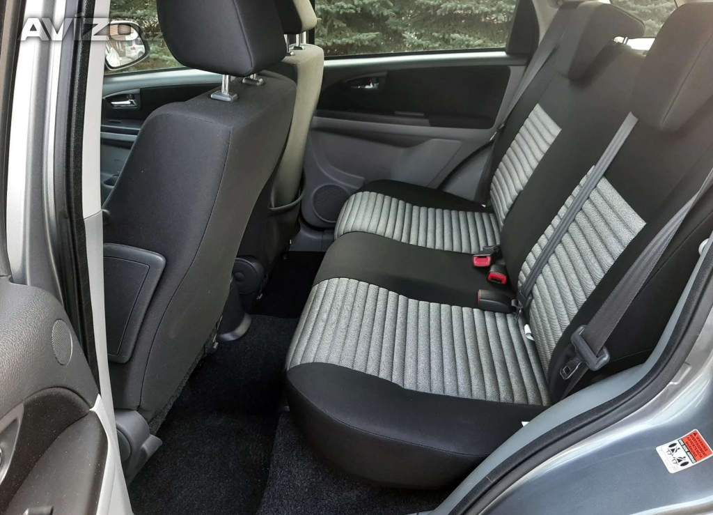 Foto inzerátu Suzuki SX4, 1,6 4x4 r.v. 2010 , najeto 99.323km