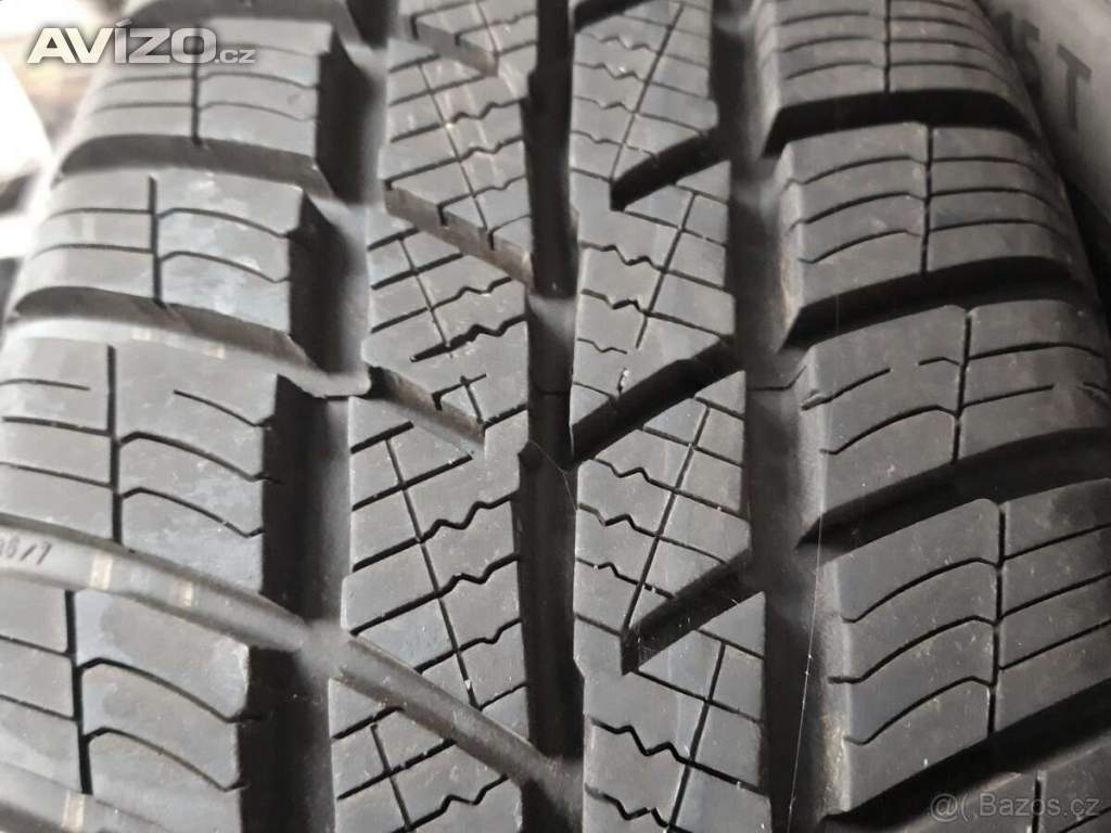 Sada zimních pneu 205/55 R16 Barum