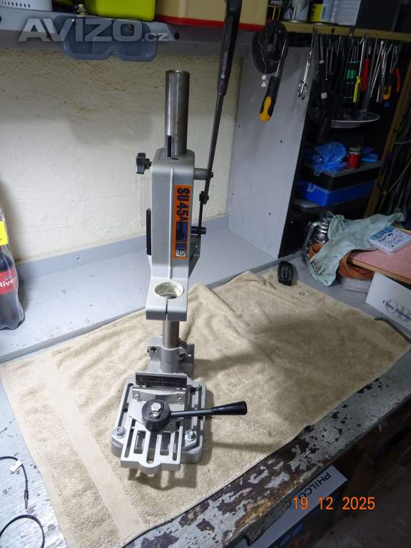 STOJAN + SVĚRAK PRO VRTAČKU