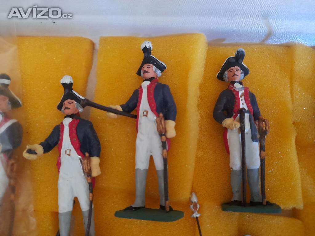 Foto inzerátu CÍNOVÍ VOJÁČCI - rytíři, indiáni, napoleon. války......