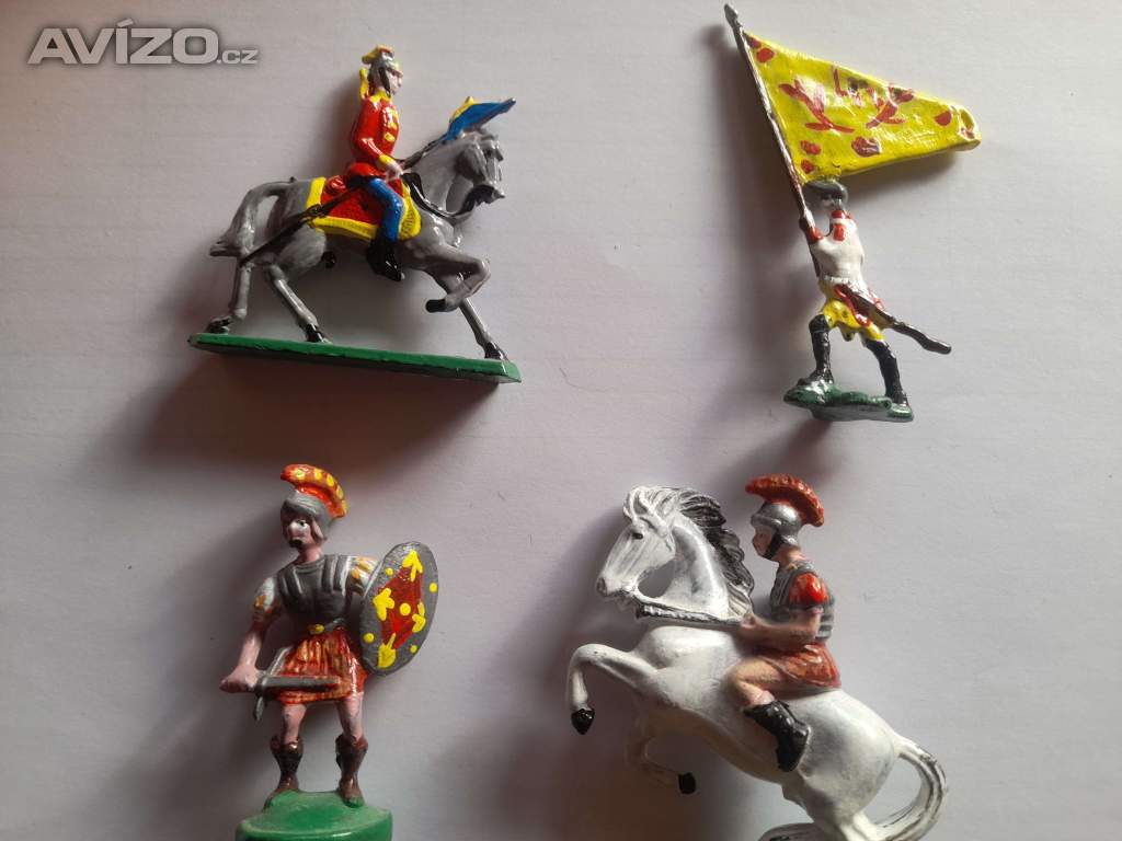 Foto inzerátu CÍNOVÍ VOJÁČCI - rytíři, indiáni, napoleon. války......