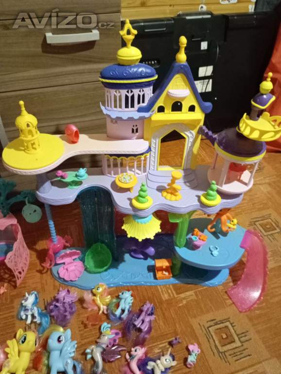 Foto inzerátu Velká sada My little pony