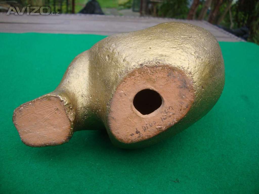 Foto inzerátu Retro socha soška dívka v šátku zlatá styl Brusel 1963 pěkná