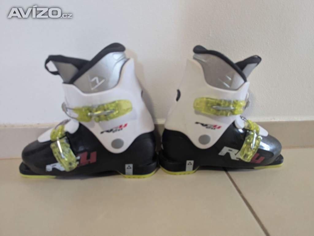 Foto inzerátu Dětské lyžáky Fischer 22.5cm