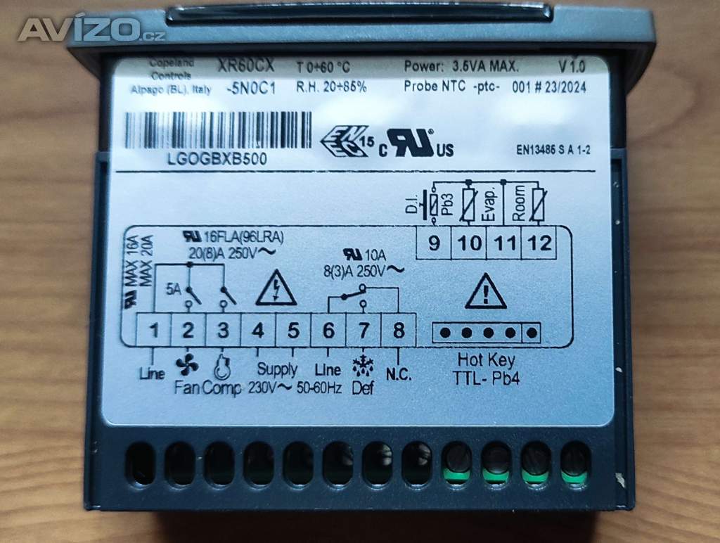 Foto inzerátu Termostat 230 V
