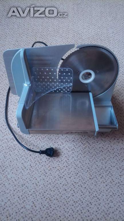 Foto inzerátu Celokovový elektrický kuchyňský kráječ