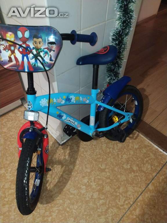 Foto inzerátu Dětské kolo 16 Spiderman stav nové 