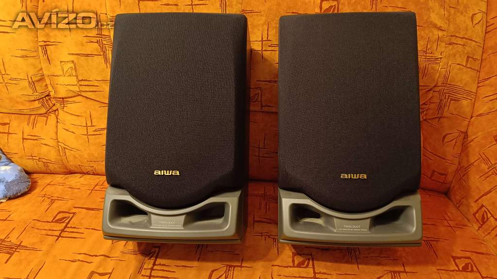 Prodám 2 reprobedny AIWA, 6 ohm, 3 pásma