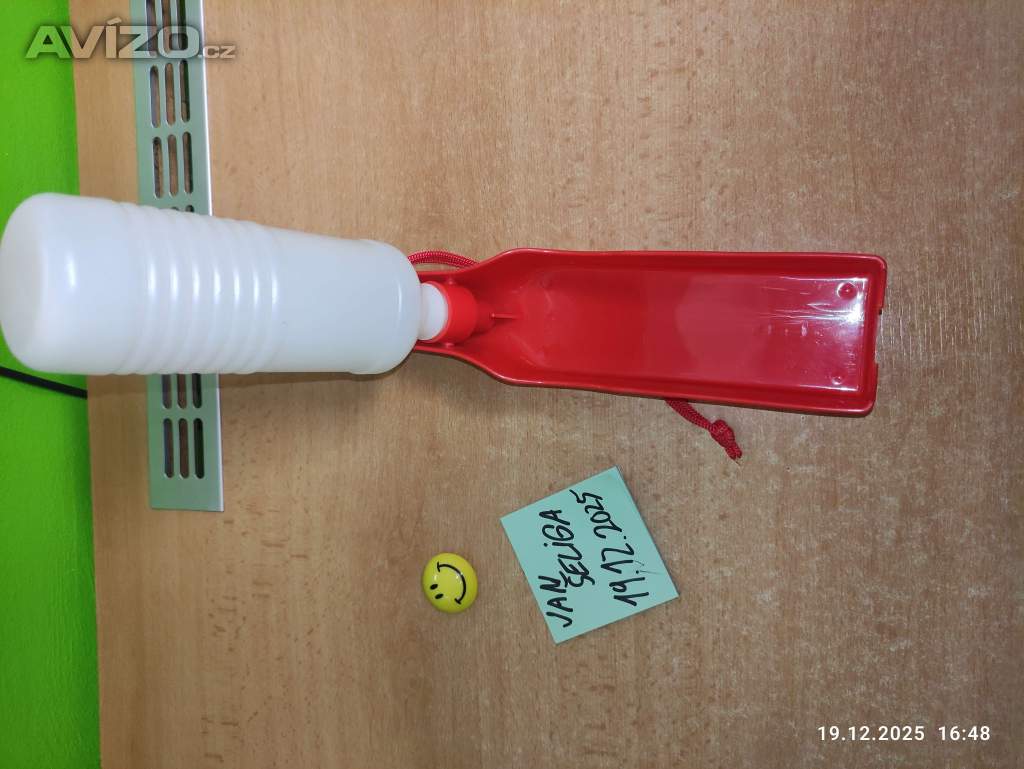 Foto inzerátu Cestovní napájecí láhev pro psy 500 ml