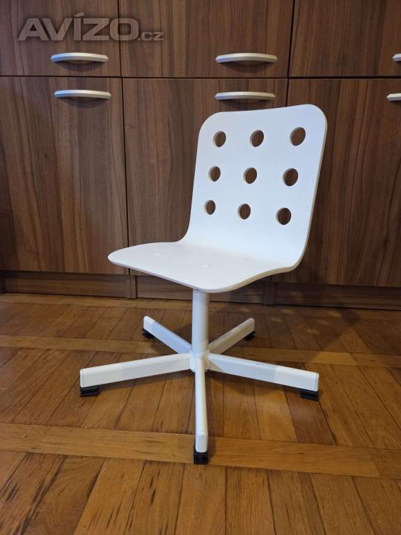 Dětskábílá židle rostoucí