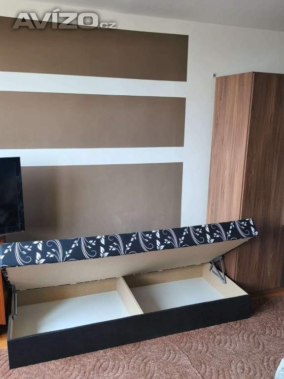 Foto inzerátu Valenda s úložným prostorem 