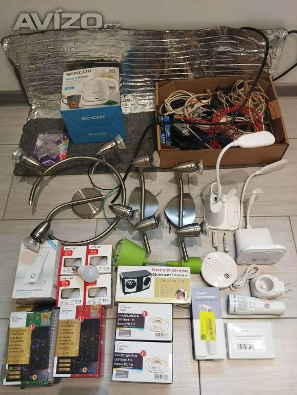 Mix nepotřebného elektra