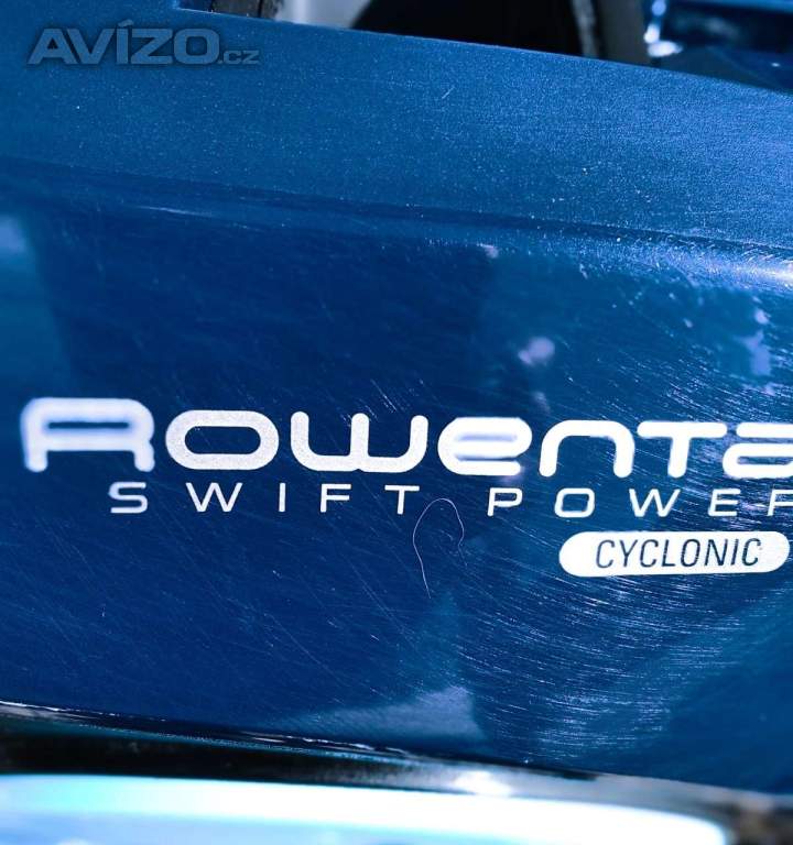 Foto inzerátu Jako nový - malý vysavač BEZSÁČKOVÝ