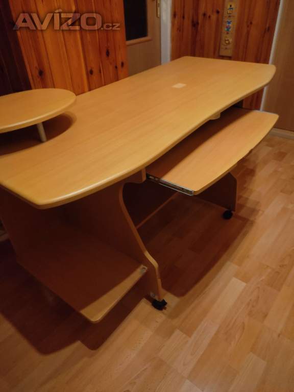 Daruji za odvoz pc stůl+židle