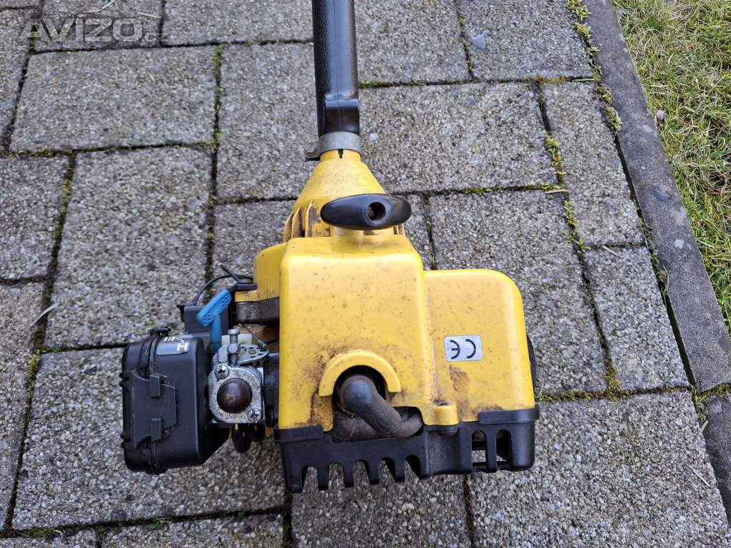 Foto inzerátu Prodám funkční motor do motorové kosy ALKO LT 250. 