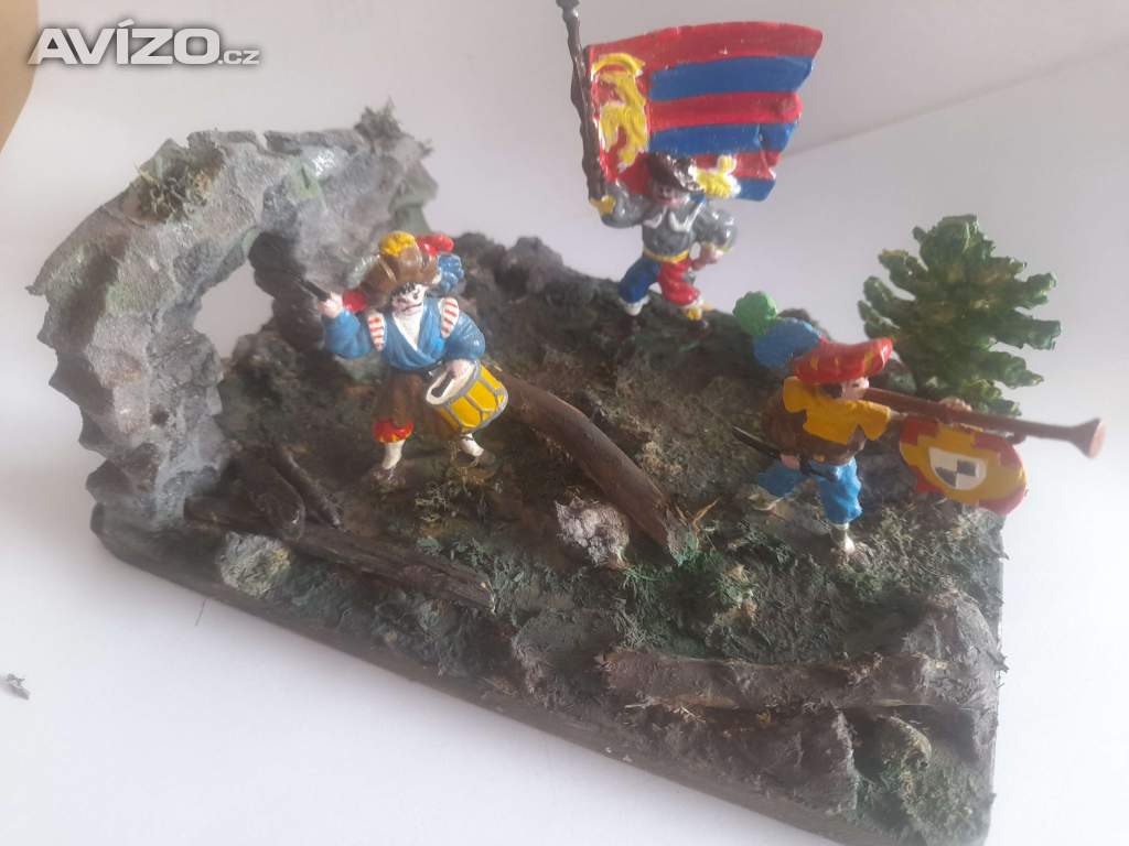 Foto inzerátu cínoví vojáčci ze sbírky -prodej