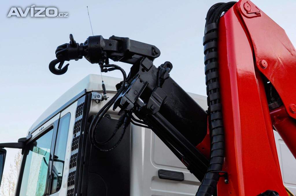 Foto inzerátu 6X4 MAN TGS 33.400 HÁKOVÝ NOSIČ KONTEJNERŮ + HYDRAULICKÁ RUKA