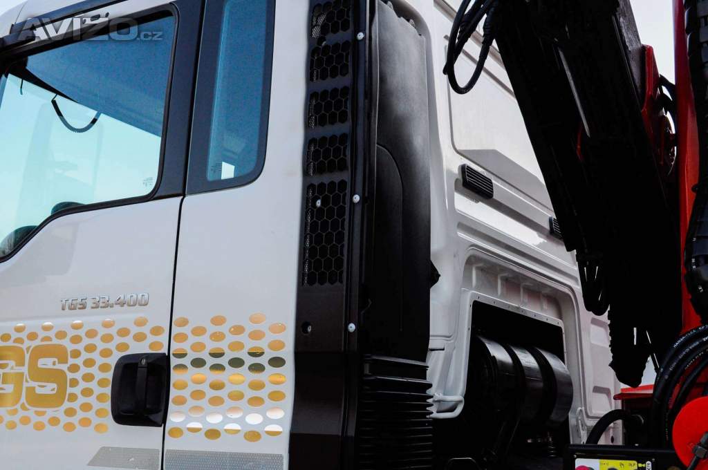 Foto inzerátu 6X4 MAN TGS 33.400 HÁKOVÝ NOSIČ KONTEJNERŮ + HYDRAULICKÁ RUKA