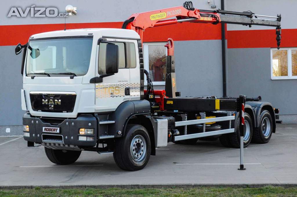 Foto inzerátu 6X4 MAN TGS 33.400 HÁKOVÝ NOSIČ KONTEJNERŮ + HYDRAULICKÁ RUKA