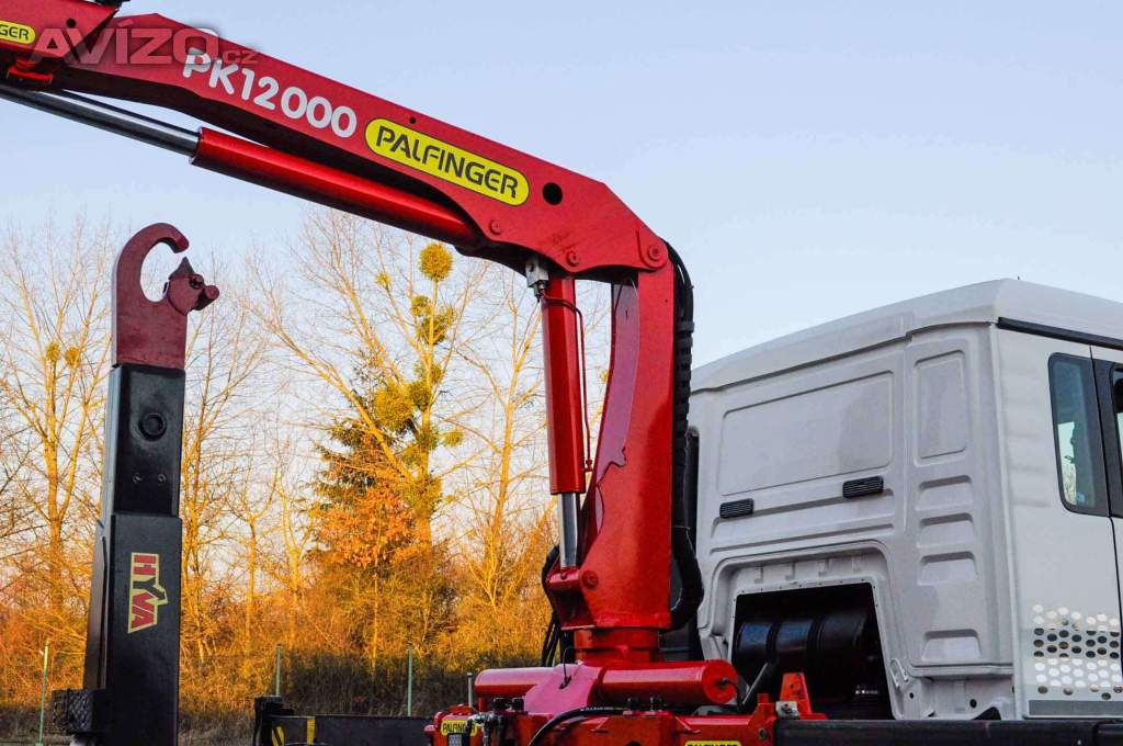 Foto inzerátu 6X4 MAN TGS 33.400 HÁKOVÝ NOSIČ KONTEJNERŮ + HYDRAULICKÁ RUKA