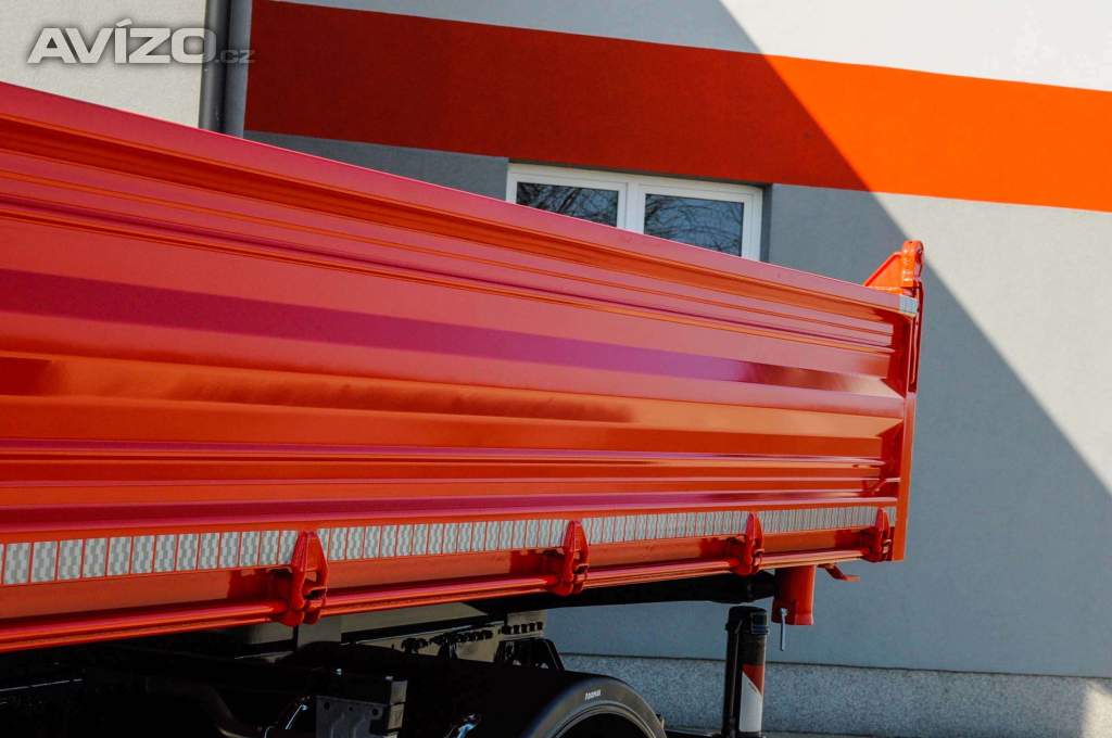Foto inzerátu MAN TGM 18.240 4X4 TŘÍSTRANNÝ SKLÁPĚČ + HYDRAULICKÁ RUKA