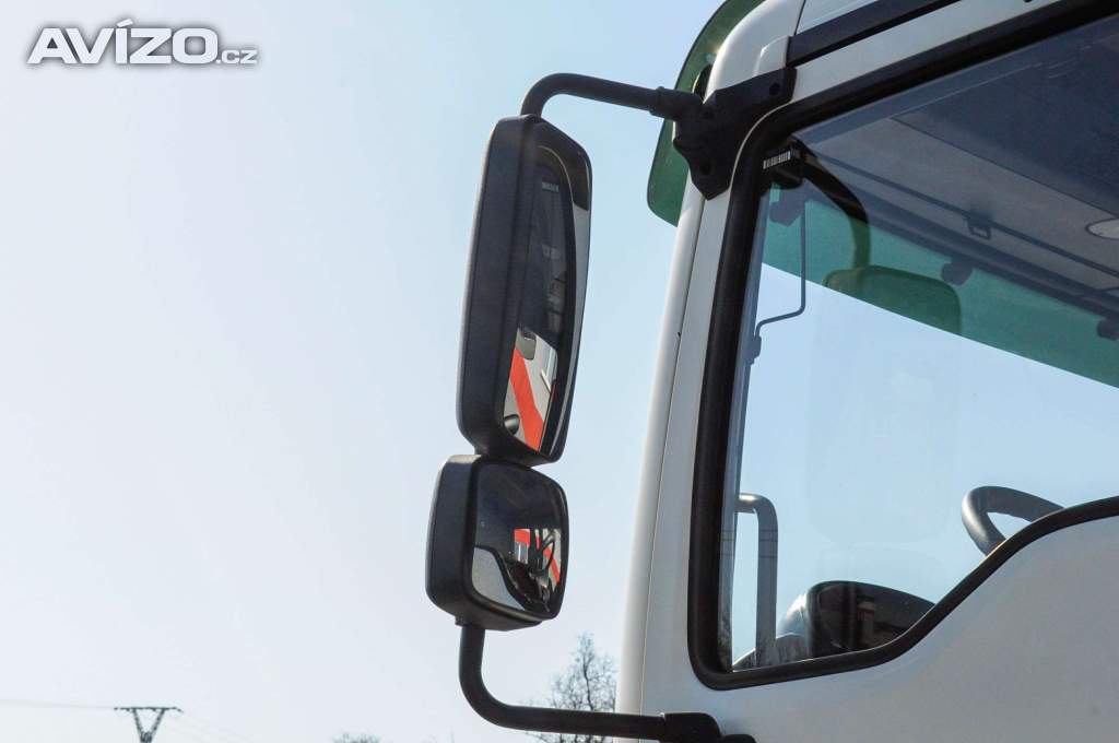 Foto inzerátu MAN TGM 18.240 4X4 TŘÍSTRANNÝ SKLÁPĚČ + HYDRAULICKÁ RUKA