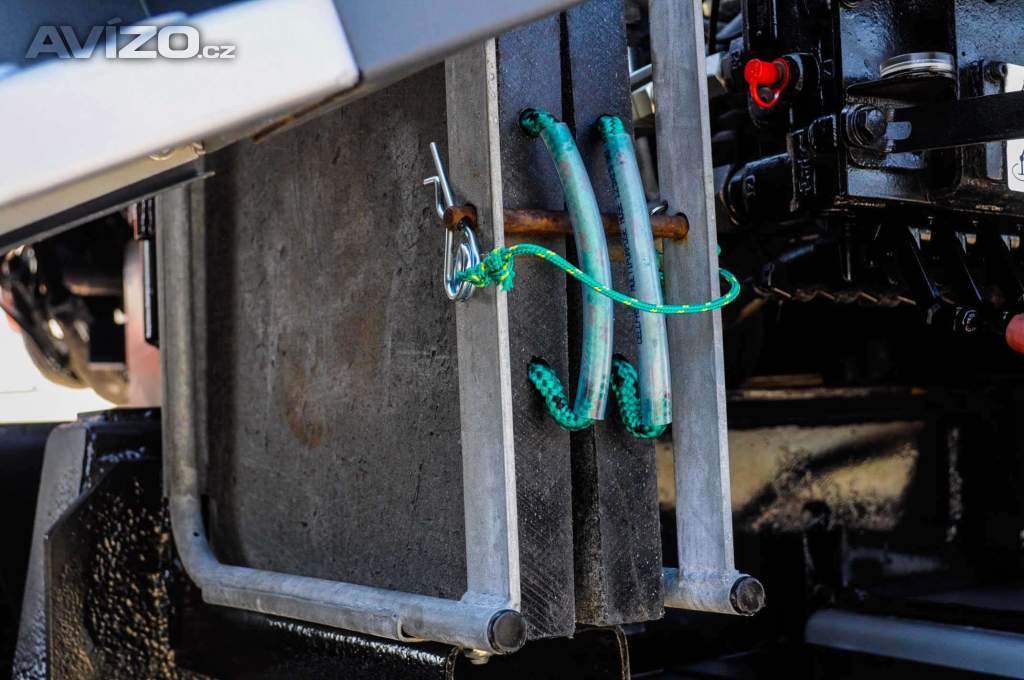 Foto inzerátu MAN TGM 18.240 4X4 TŘÍSTRANNÝ SKLÁPĚČ + HYDRAULICKÁ RUKA