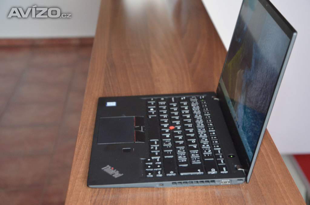 Foto inzerátu Lenovo X1 Carbon G5 i7/16GB/SSD 256GB/dotyk