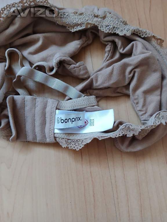Foto inzerátu Dámská podprsenka světlé hnědá 