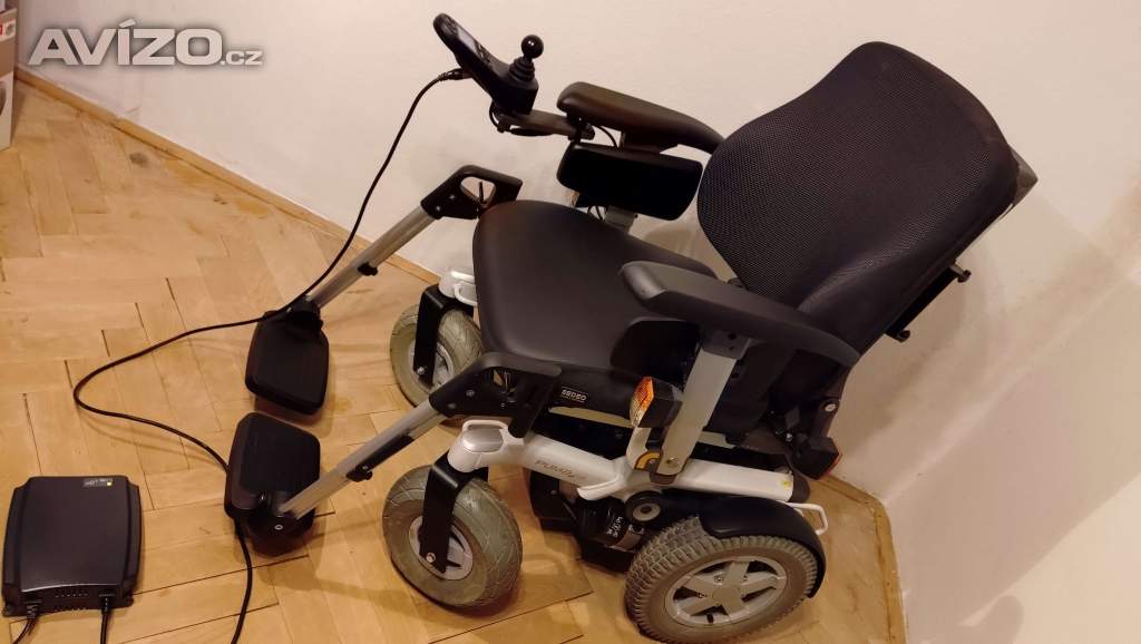 Foto inzerátu PRODÁM elektrický invalidní vozík zn. Handicare Puma 40 SEDEO
