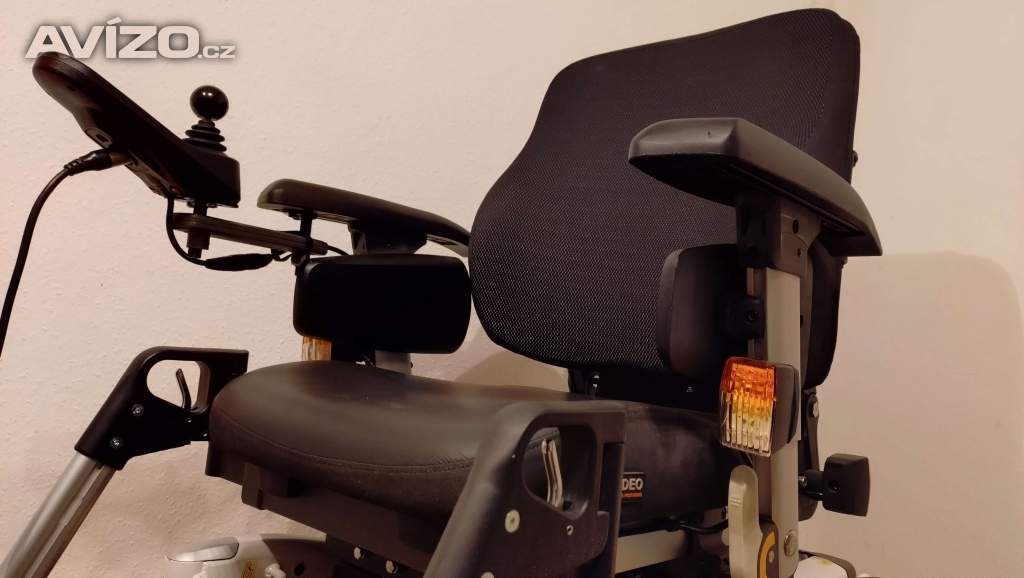 Foto inzerátu PRODÁM elektrický invalidní vozík zn. Handicare Puma 40 SEDEO