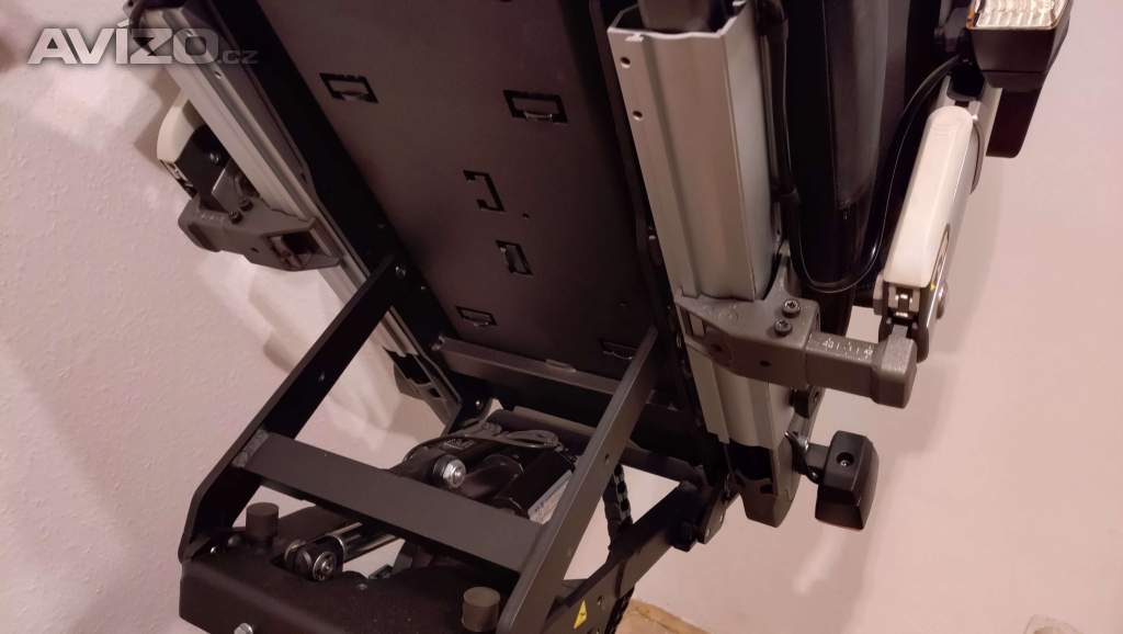 Foto inzerátu PRODÁM elektrický invalidní vozík zn. Handicare Puma 40 SEDEO