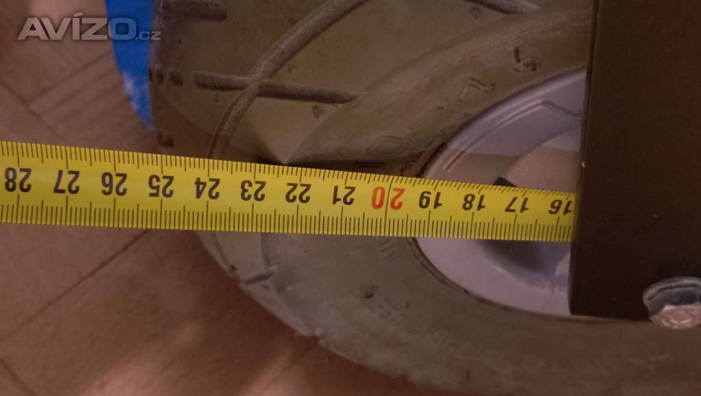 Foto inzerátu PRODÁM elektrický invalidní vozík zn. Handicare Puma 40 SEDEO