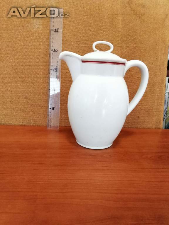 PRODÁM PORCELÁNOVOU KONVICI Z LET 1934-1942 