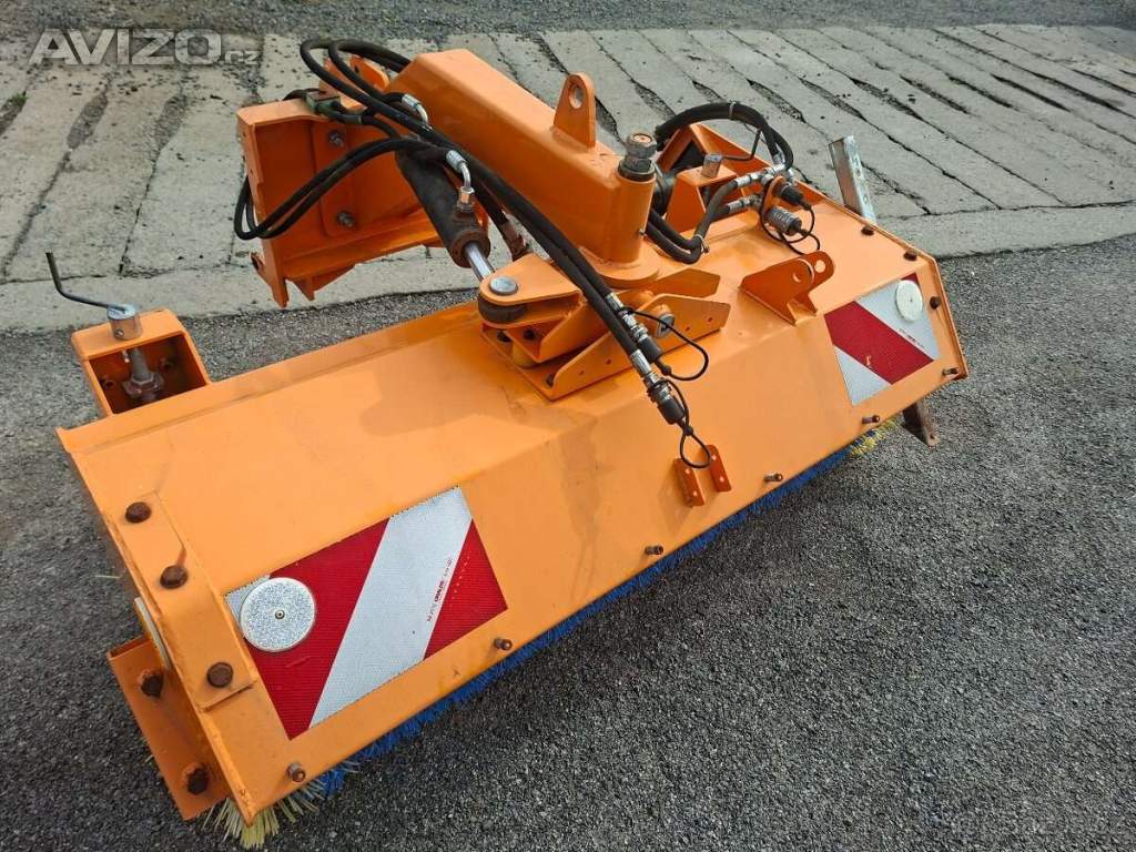 Foto inzerátu Traktorový kartáč čelní