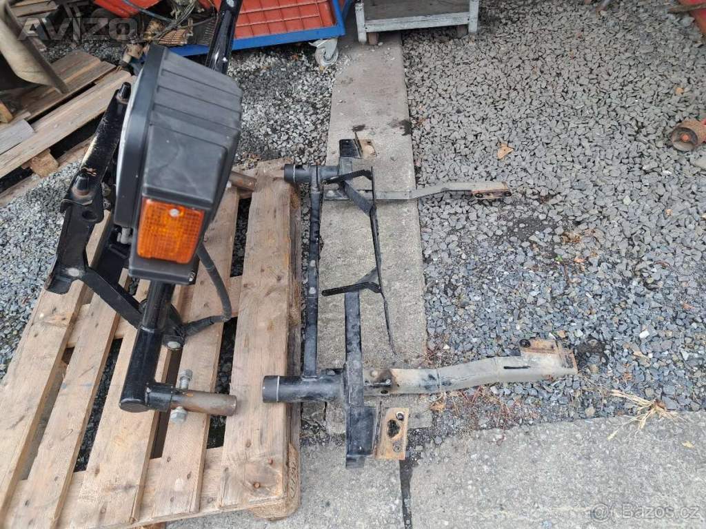 Foto inzerátu Čelní hydraulika Piaggio Porter téměř nepoužitá