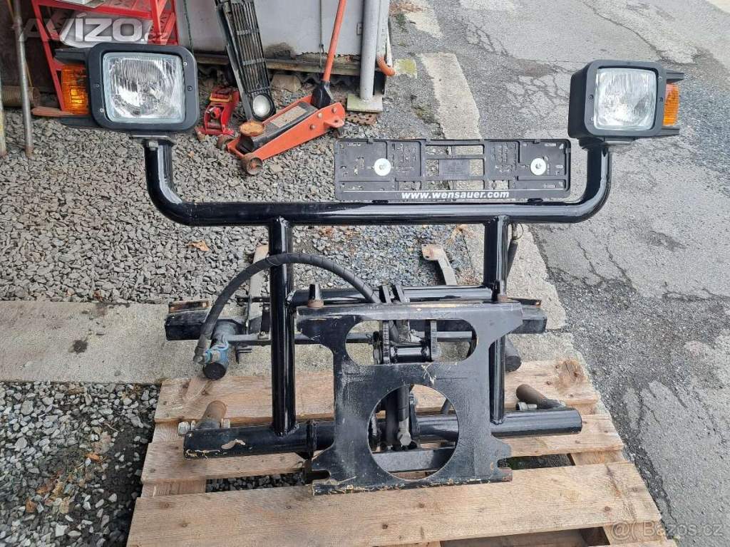 Foto inzerátu Čelní hydraulika Piaggio Porter téměř nepoužitá