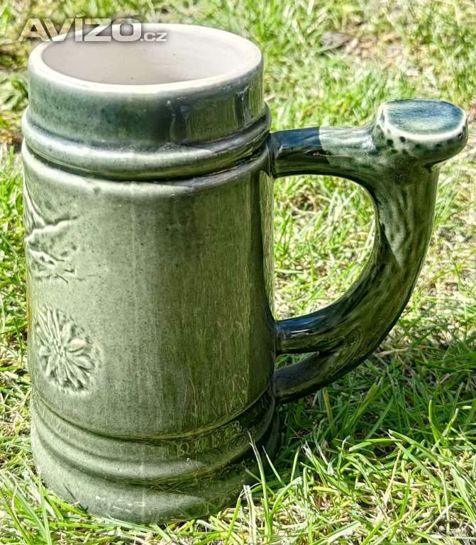 Foto inzerátu Pivní půllitry 24 kusů 