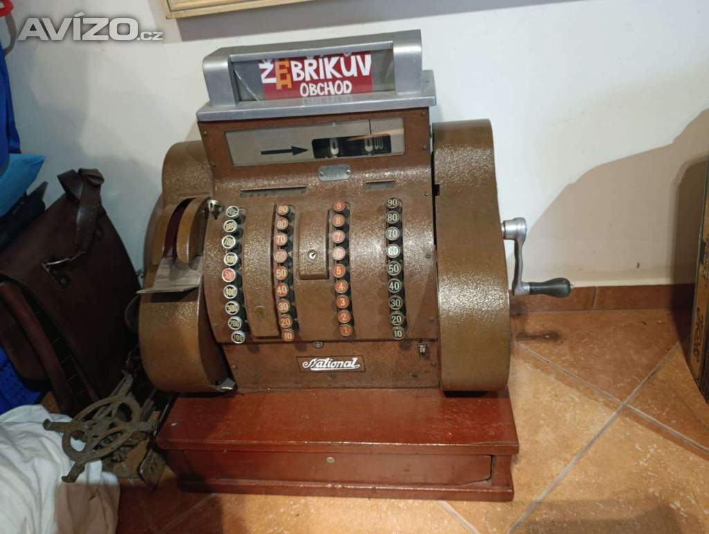 Starožitná mechanická pokladna National – retro kasa