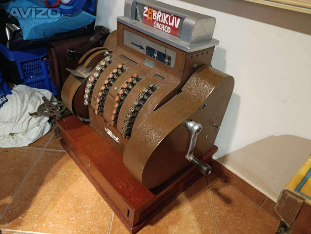 Foto inzerátu Starožitná mechanická pokladna National – retro kasa