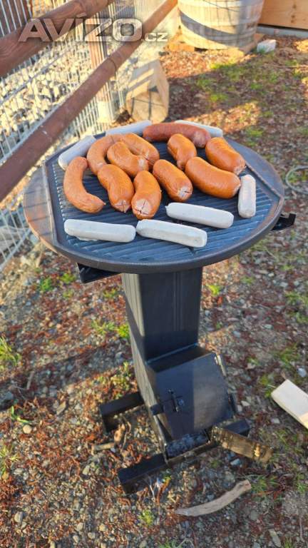 Foto inzerátu Rocket stove / turbo pecek - kempinkový vařič + gril (litina)