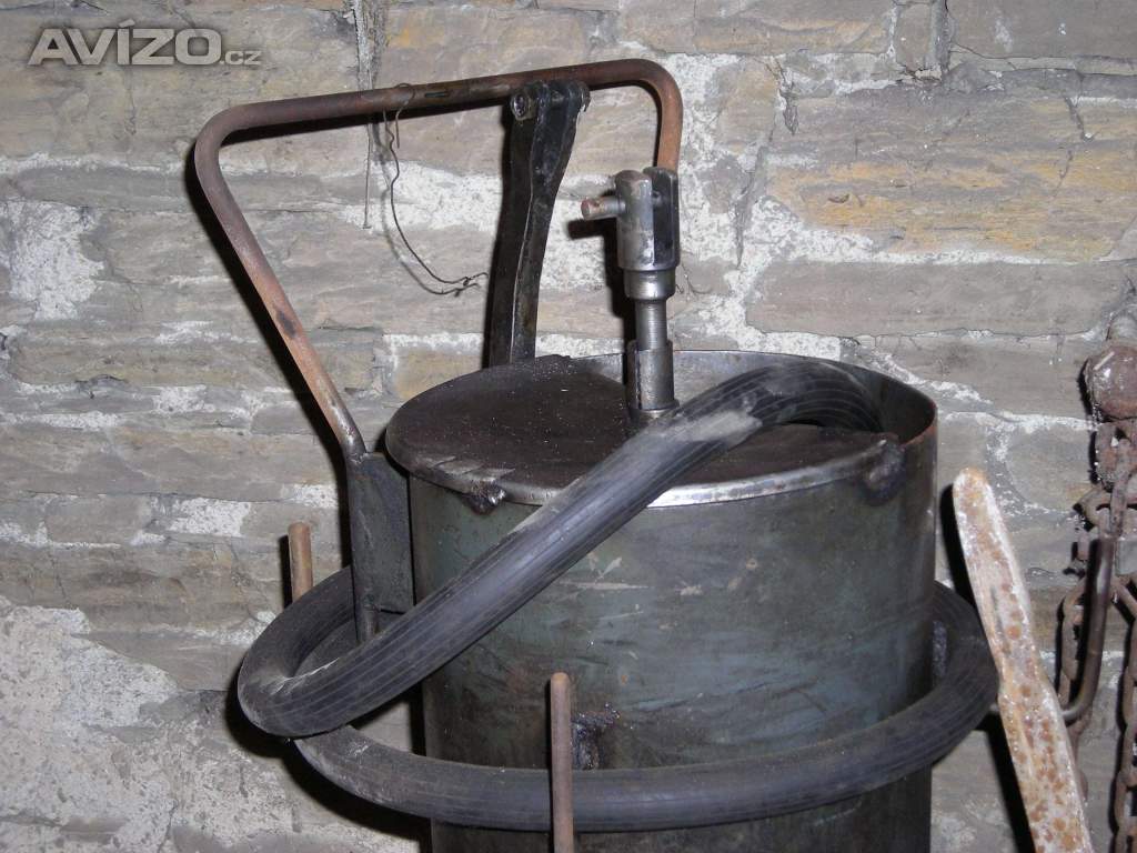 Foto inzerátu RUZNE STARE VECI  