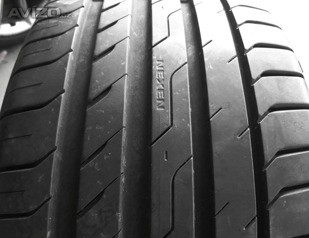 Foto inzerátu Po 1ks letní pneu 225/45 R17: