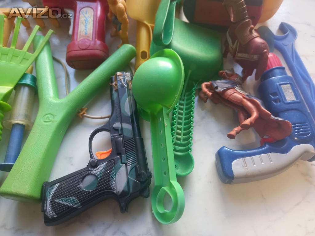 Foto inzerátu Velká sada dětského nářadí