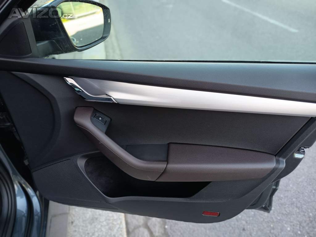 Foto inzerátu ŠKODA Octavia Combi 1,5TSI Style Plus DSG 