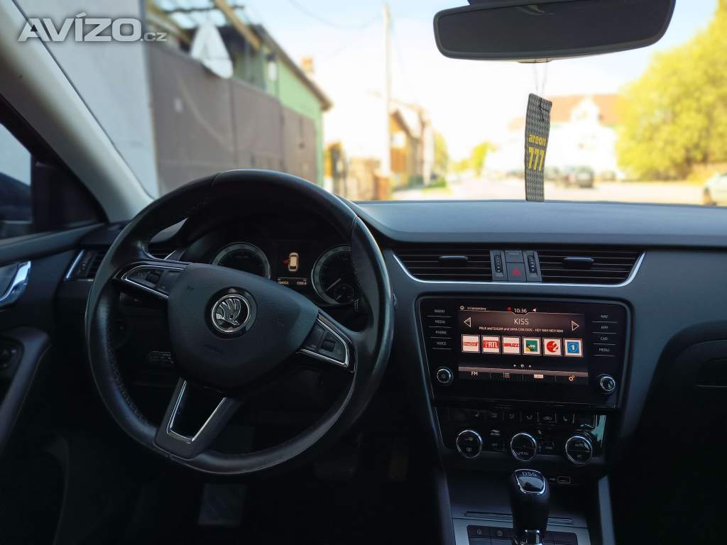 Foto inzerátu ŠKODA Octavia Combi 1,5TSI Style Plus DSG 