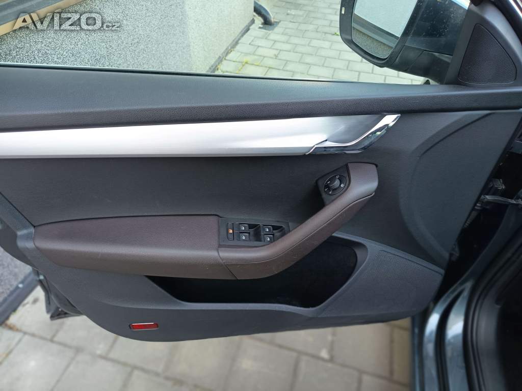Foto inzerátu ŠKODA Octavia Combi 1,5TSI Style Plus DSG 